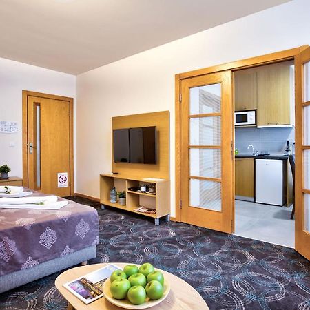 Booking Apartments Belgrado Buitenkant foto