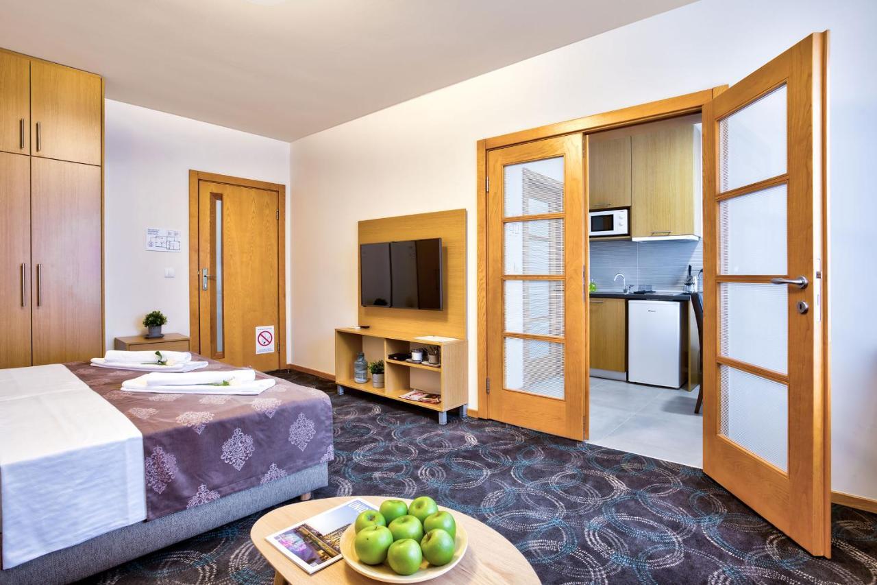 Booking Apartments Belgrado Buitenkant foto