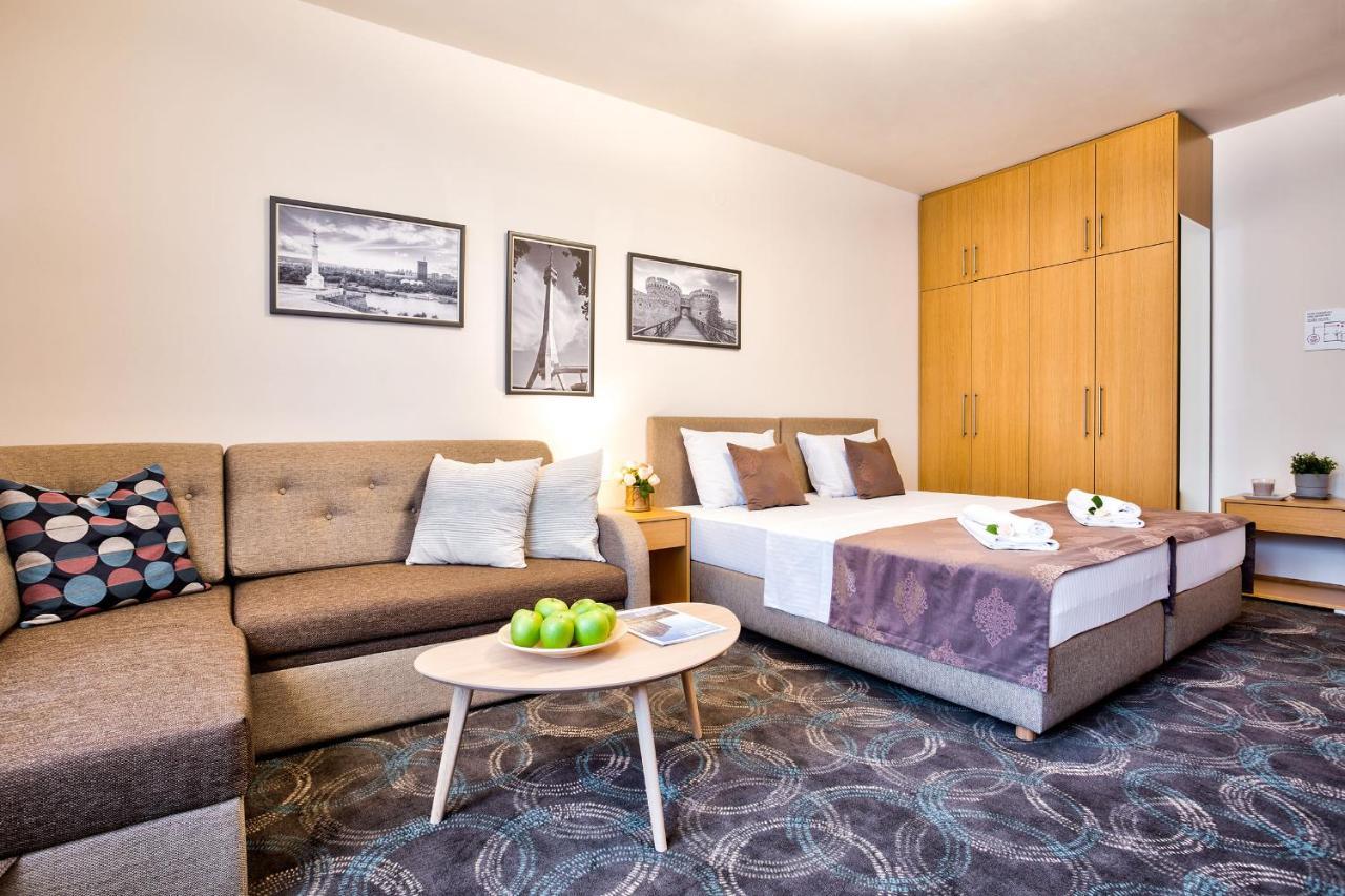 Booking Apartments Belgrado Buitenkant foto