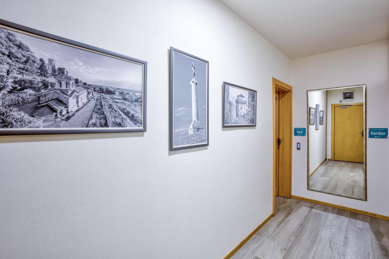 Booking Apartments Belgrado Buitenkant foto