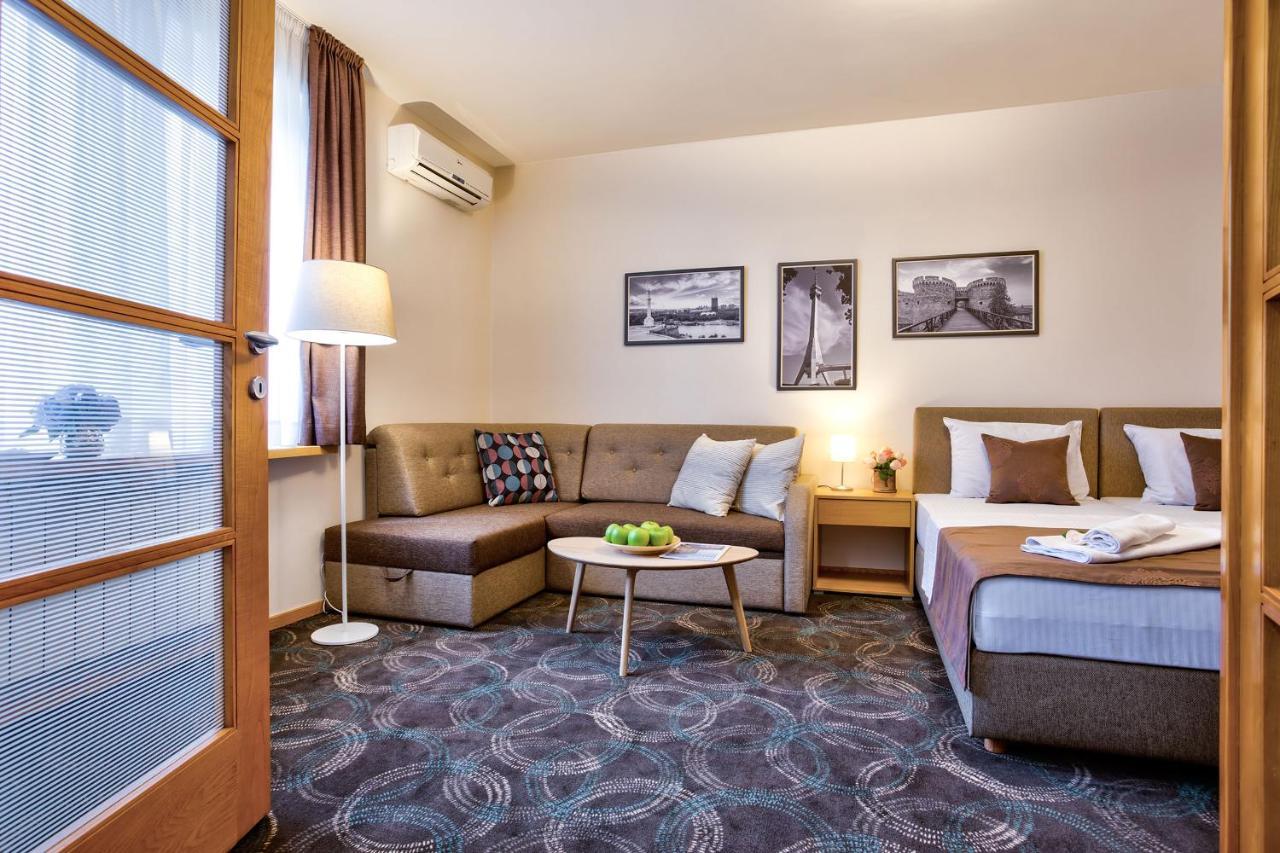 Booking Apartments Belgrado Buitenkant foto